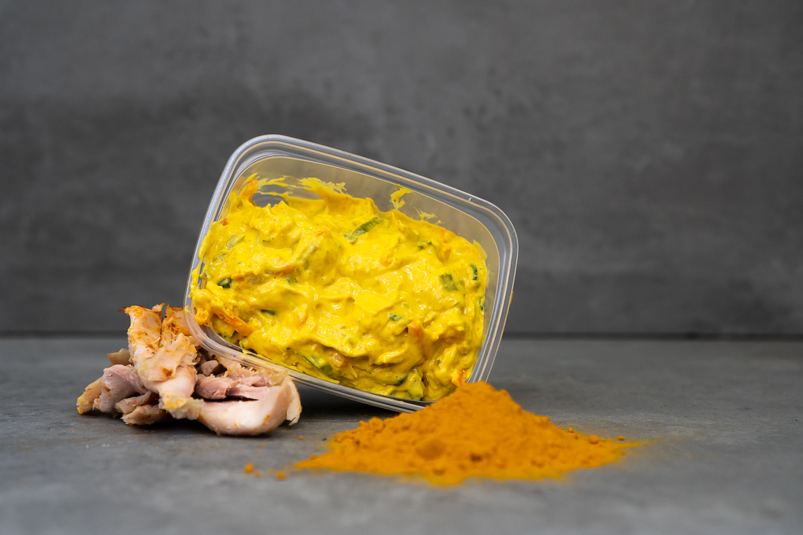 PITTIGE KIP SALADE